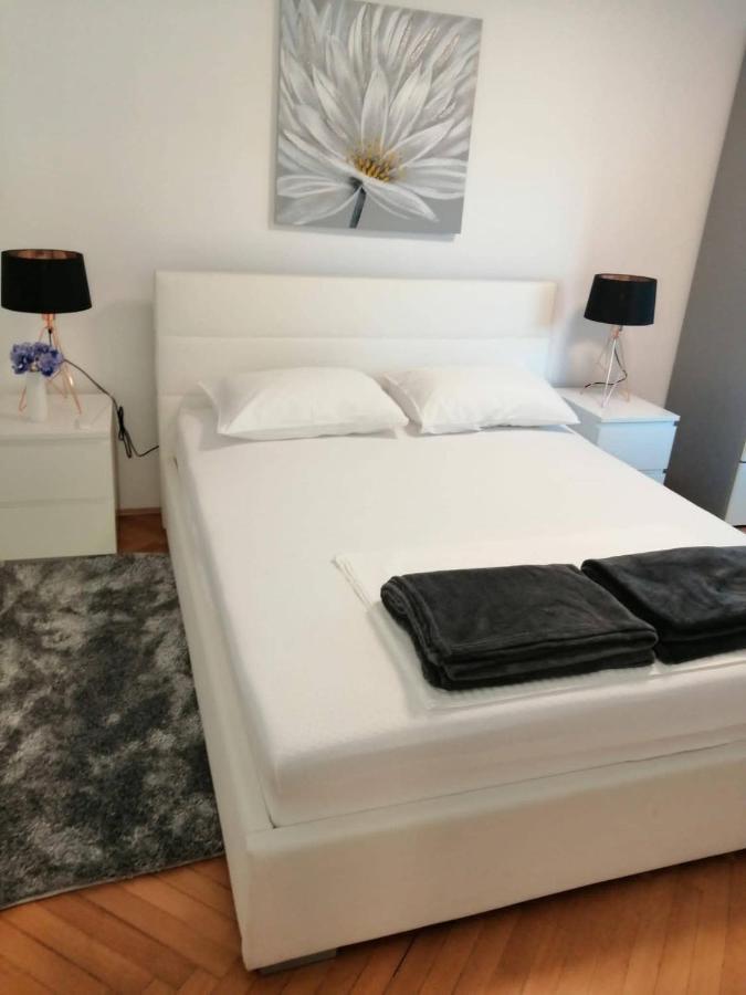Apartman D&D*** Varasd Kültér fotó