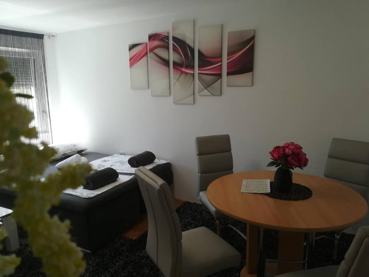 Apartman D&D*** Varasd Kültér fotó