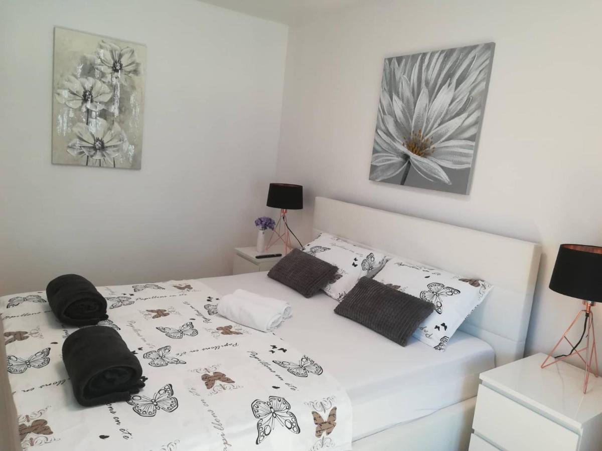 Apartman D&D*** Varasd Kültér fotó