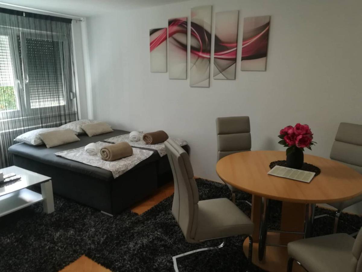Apartman D&D*** Varasd Kültér fotó